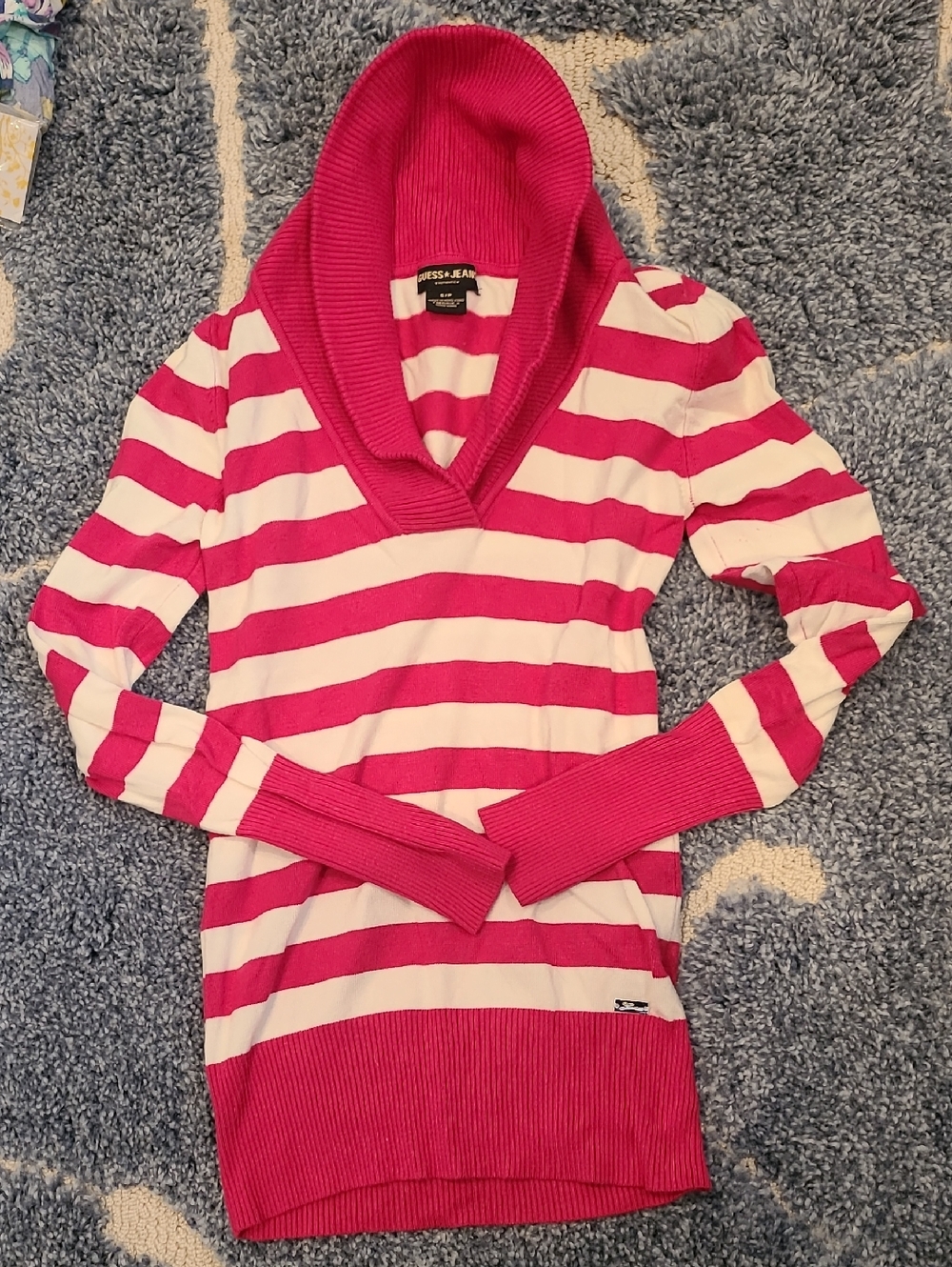 Guess pink and white sweater